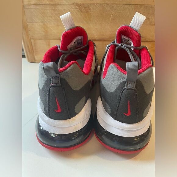 Nike Air Max 270 React Red Black White Sz 6Y - Picture 2 of 6
